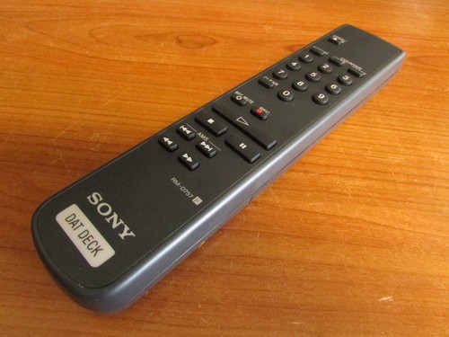 Sony fernbedienung d757 - fernbedienung, rm-d757