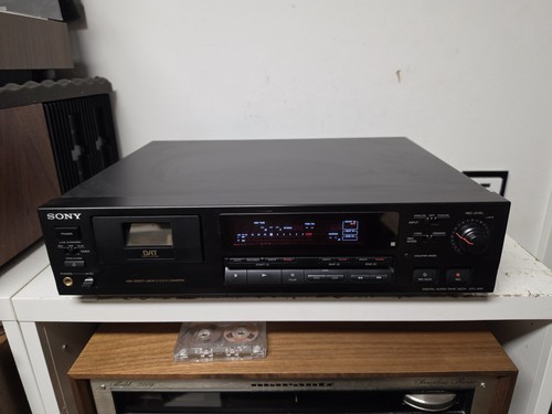 Sony dtc 690 - dat, digital