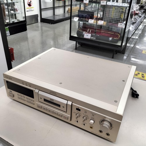 Sony dtc za5es dat deck - dat,