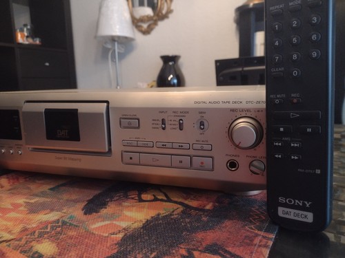 Sony dtc ze700 - sony, dat