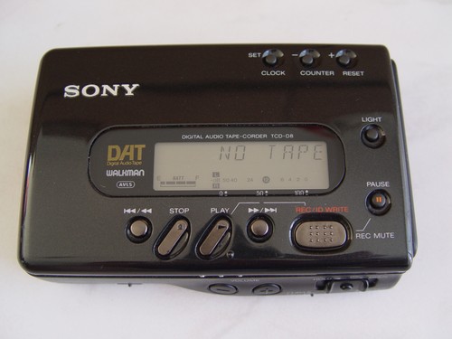 Sony dat recorder - dat, tcd-d8
