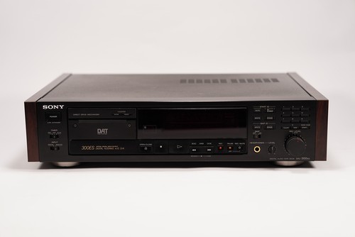 Sony dtc 300es - dat, recorder