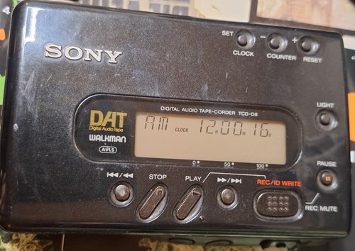 Sony tcd dat - tcd-d8, walkman